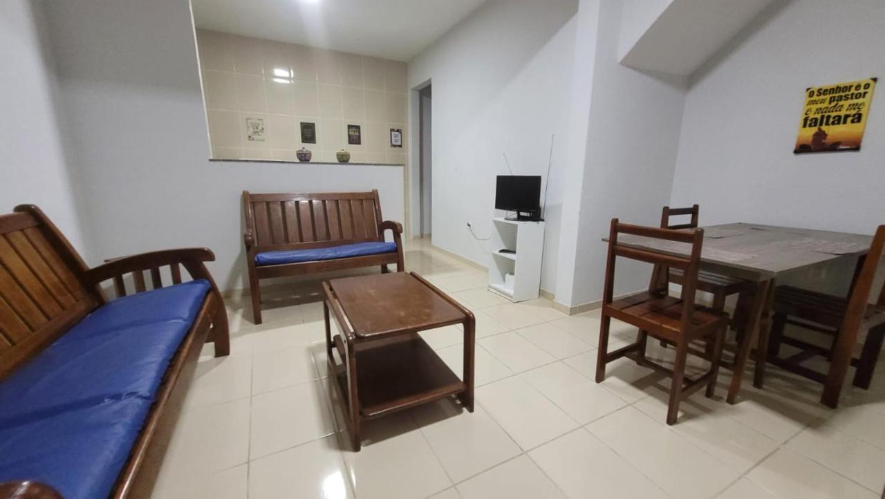 Iracema - Condominio Familiar Homestay *